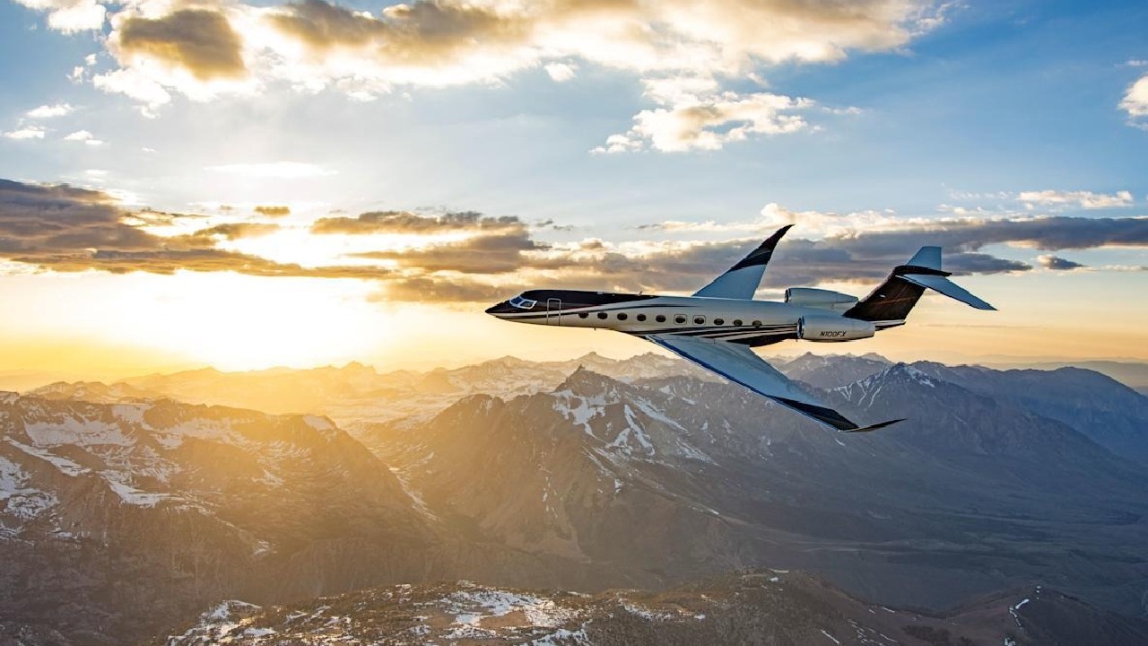 https://theluxjetgroup.com/wp-content/uploads/2026/04/jet-7.jpg